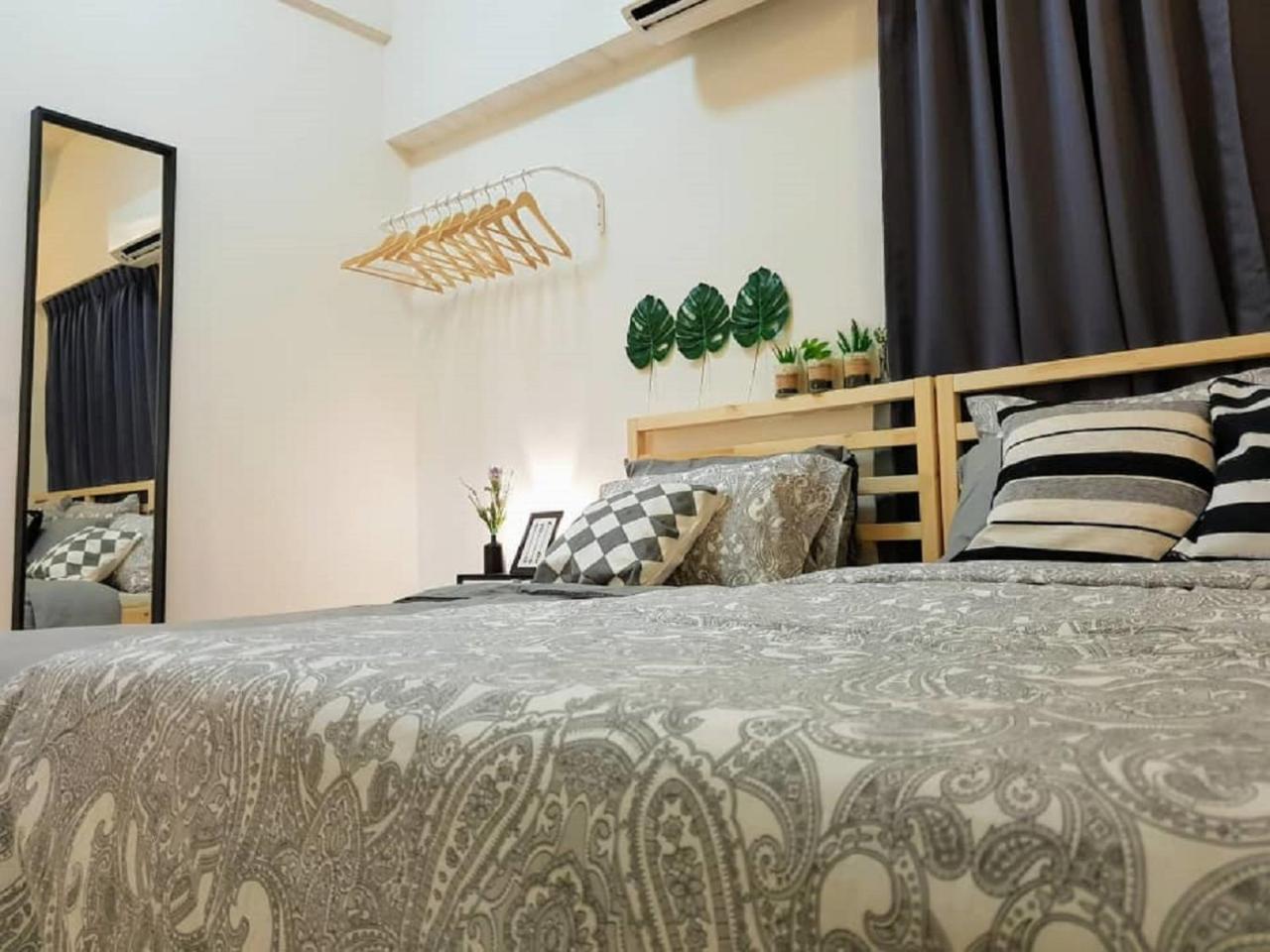 Puchong 8-12 Pax 5Min Lrt Cozy Apartment Ioi Mall מראה חיצוני תמונה